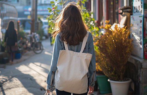 Canvas Bags A Fashionable Choice for a Sustainable Future61-1.jpg